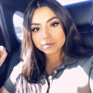 Meet your Posher, Evelyn